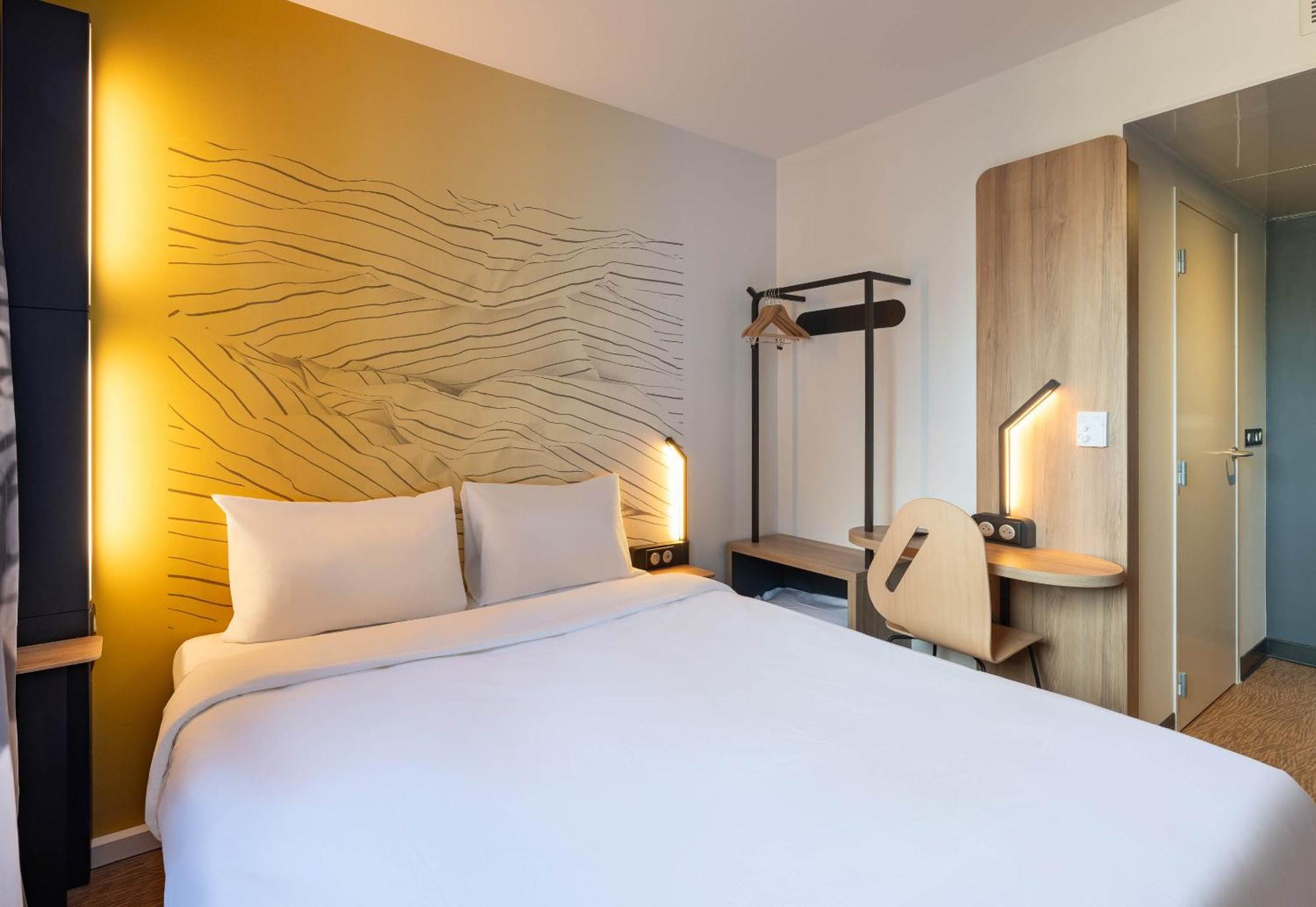 B&B Hotel Massieux Genay Genay  外观 照片